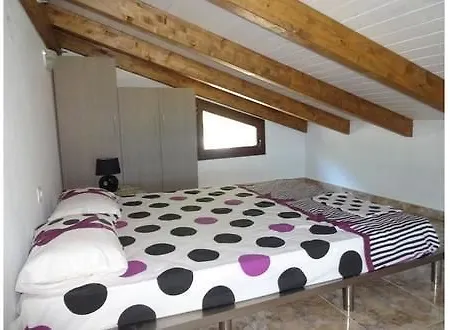 Simon King Apartment *